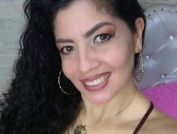 Watch adelen-smith´s Live Show on BongaCams