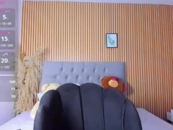 Watch paolabigboobs_´s Live Show on Chaturbate