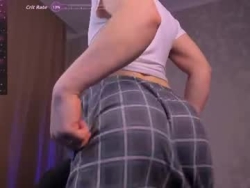 Watch jerrycherry_´s Live Show on Chaturbate