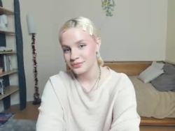 Watch libbyburbank´s Live Show on Chaturbate