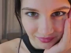 Watch miasorrento´s Live Show on Chaturbate