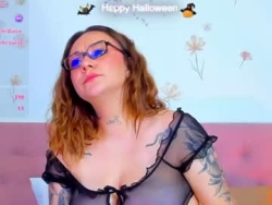 Watch amyevaans1´s Live Show on Chaturbate