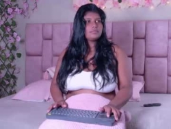 Watch sharlomonteblack´s Live Show on Chaturbate