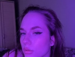 Watch DivaAurum´s Live Show on BongaCams