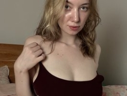 Torichan is Live on BongaCams: Today I’ll slowly oil up my body, twerk, and tease you until you’re shaking.Lovense is already on and very hungry… Watch Torichan´s Live Show on BongaCams