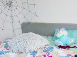 Watch celesteart_´s Live Show on Chaturbate