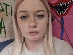 Watch AndriaTriolo´s Livestream and Chat