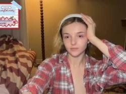 Watch lucydelovely´s Live Show on Chaturbate