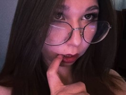 Watch EchoFawn´s Live Show on BongaCams