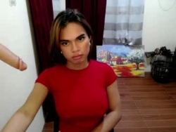 Watch strawberry_kisses143´s Live Show on Chaturbate