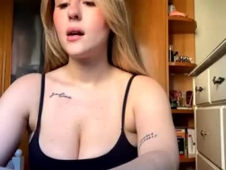 Watch darlenewayment´s Live Show on Chaturbate