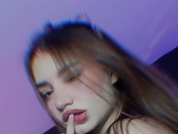 Watch MiaSton´s Live Show on BongaCams