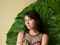 Watch VioricaRoss´s Livestream and Chat