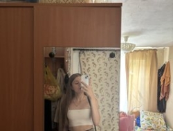 Watch violenta-´s Live Show on BongaCams