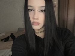 Watch KarriVenture´s Live Show on BongaCams