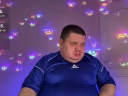 Watch bigbossdaddyx´s Live Show on Chaturbate