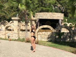 Watch CreamRaspberrya´s Live Show on BongaCams