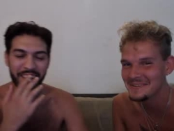 Watch blondiexbrunette´s Live Show on Chaturbate