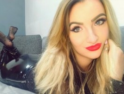 Watch monicaangels´s Live Show on BongaCams