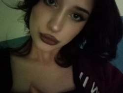 Watch Lisa-Allison´s Live Show on BongaCams