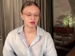 Watch sydneycole18´s Live Show on Chaturbate