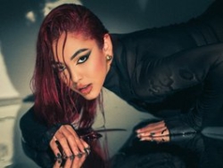 Watch AmmyScott´s Live Show on BongaCams