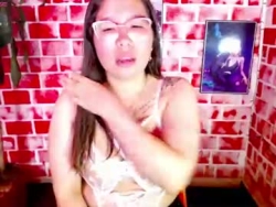 Watch soralily´s Live Show on Chaturbate