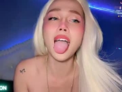 Watch _nippleticklexxx´s Live Show on Chaturbate
