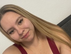 Watch Mia-Lou05´s Live Show on BongaCams