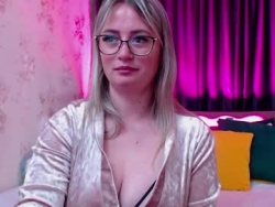 Watch kriiskiss´s Live Show on Chaturbate