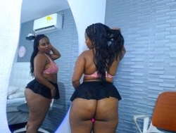 Watch nymplo-bff´s Live Show on BongaCams