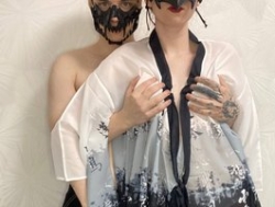 Watch yourlildemons´s Live Show on BongaCams