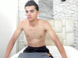 Watch samuel_wyatt´s Live Show on Chaturbate