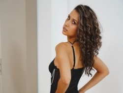 Watch EmelyGlory´s Live Show on BongaCams