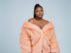 Watch ThickFlora´s Live Show on ItsLive