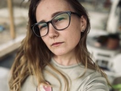 Watch glossybabe´s Live Show on BongaCams