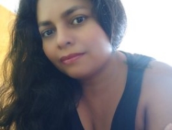 Watch mia-naughty´s Live Show on BongaCams