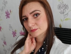 Watch Amie-Adams82´s Live Show on BongaCams