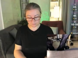 Watch alexandra_kind´s Live Show on Chaturbate
