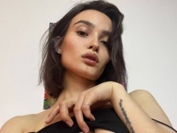 Watch bubbletie´s Livestream and Chat