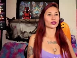 Watch megan_fox_23´s Live Show on Chaturbate