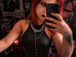 Watch MelissiaMissa´s Live Show on BongaCams