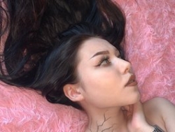 Watch Juliasa3939´s Live Show on BongaCams