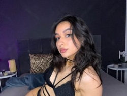 Watch EmmaBlanco´s Live Show on BongaCams