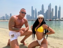 Watch MeganeAndDaniel´s Live Show on BongaCams