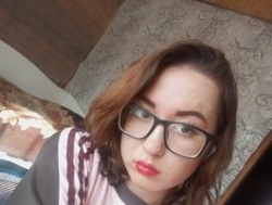 Watch BeaHounchell´s Live Show on BongaCams