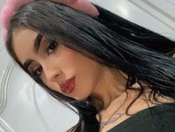 Watch Alana-Dolly´s Live Show on BongaCams