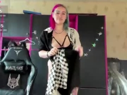 Watch neon_baddie´s Live Show on Chaturbate