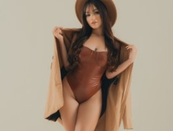 Watch HannahDavis´s Live Show on BongaCams