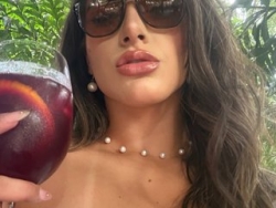 Watch EvaSalvatore´s Live Show on ItsLive